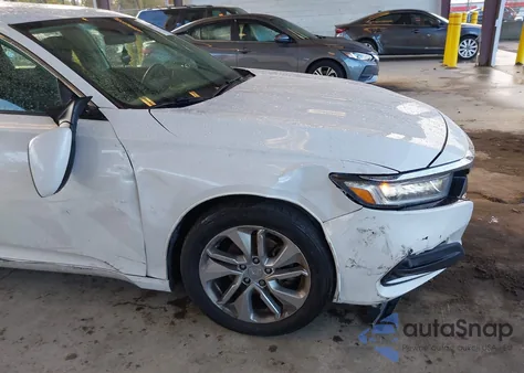 2018 Honda Accord Lx z USA, uszkodzony, nr VIN 1HGCV1F15JA157394